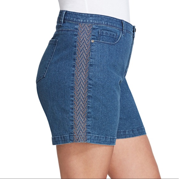 Plus Size GLORIA VANDERBILT Bermuda Jean Shorts - Picture 5 of 7